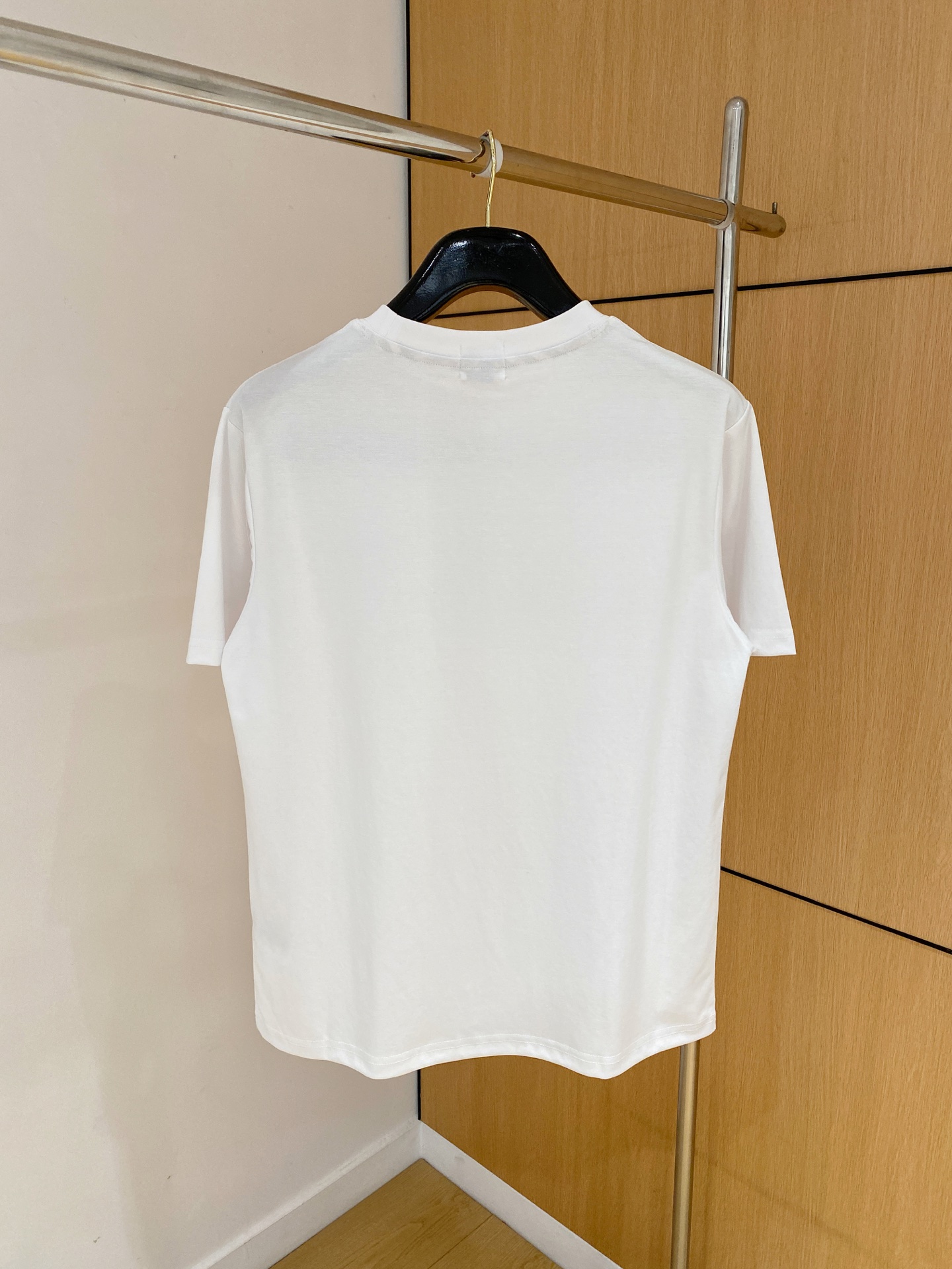 short sleeves